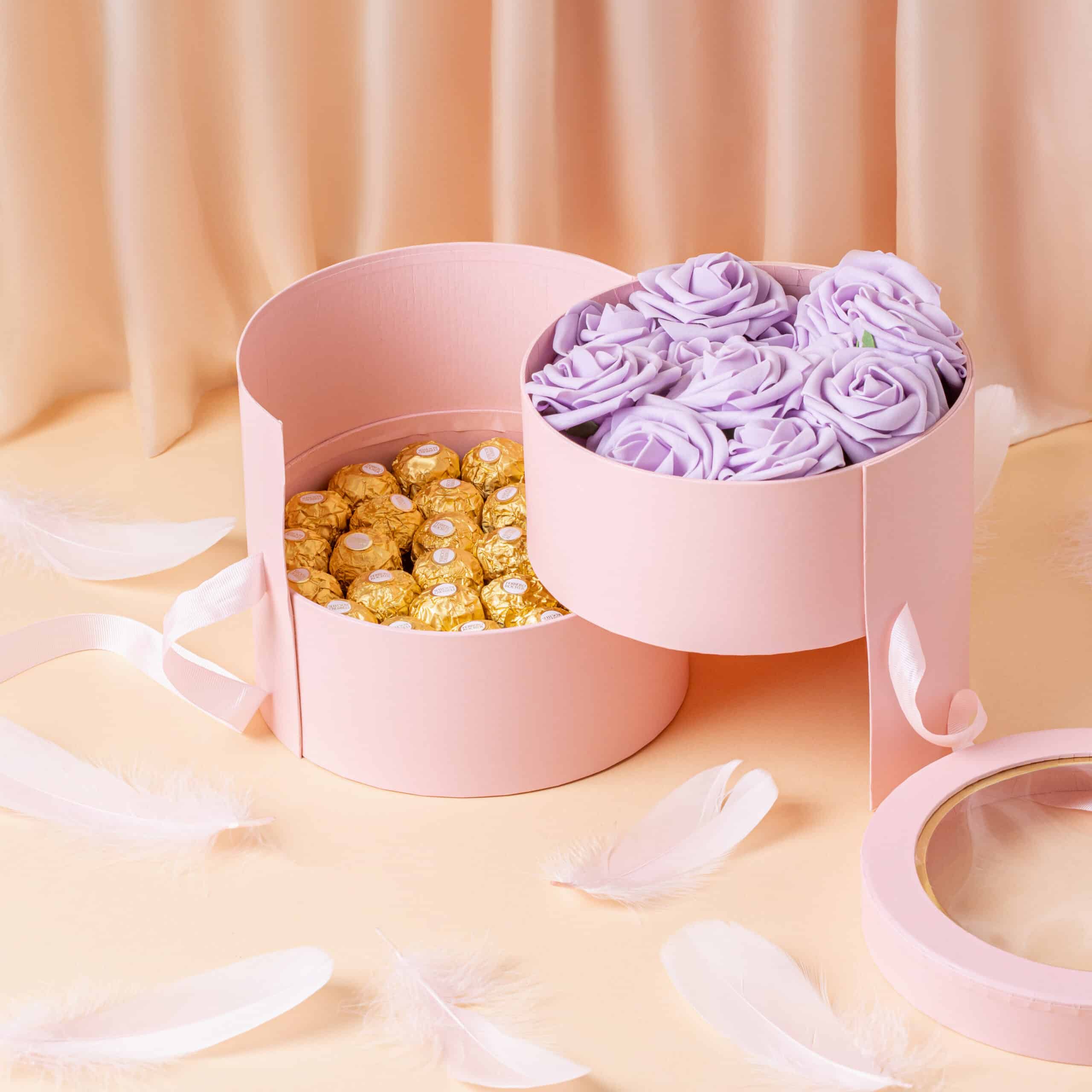Caja Premium Rosa con Ferrero Rocher y Rosas Moradas | Regalo Exclusivo ...